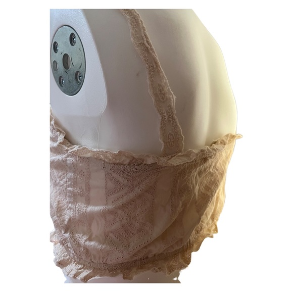 Nordstrom Boho Eyelet Lace Crop Tank - Picture 2 of 6